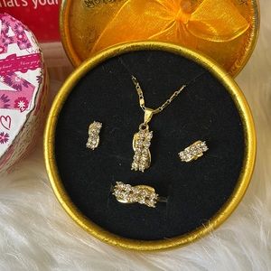 Set of jewelry in gold tone, non tarnished 24 Saudi gold plated